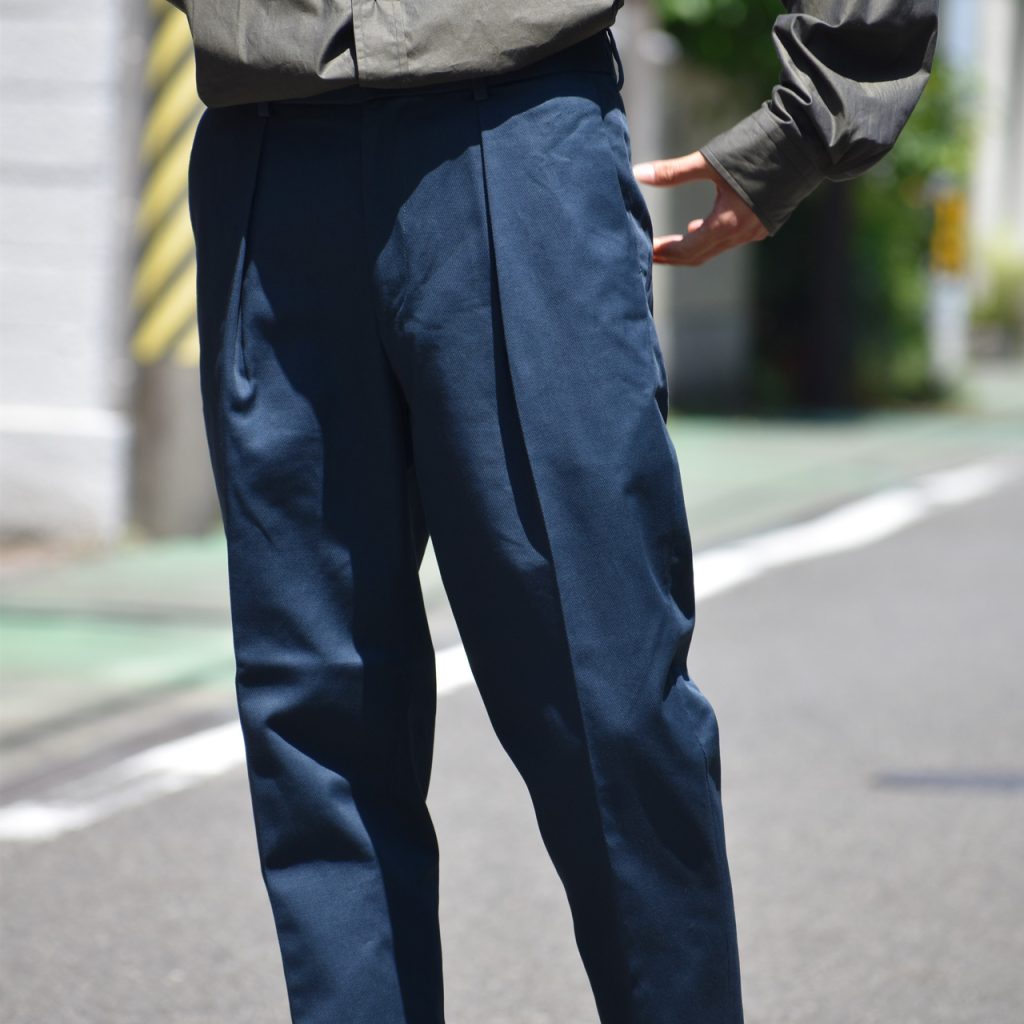 MARKAWARE (マーカウェア)人気定番のPEGTOP TROUSERSが入荷